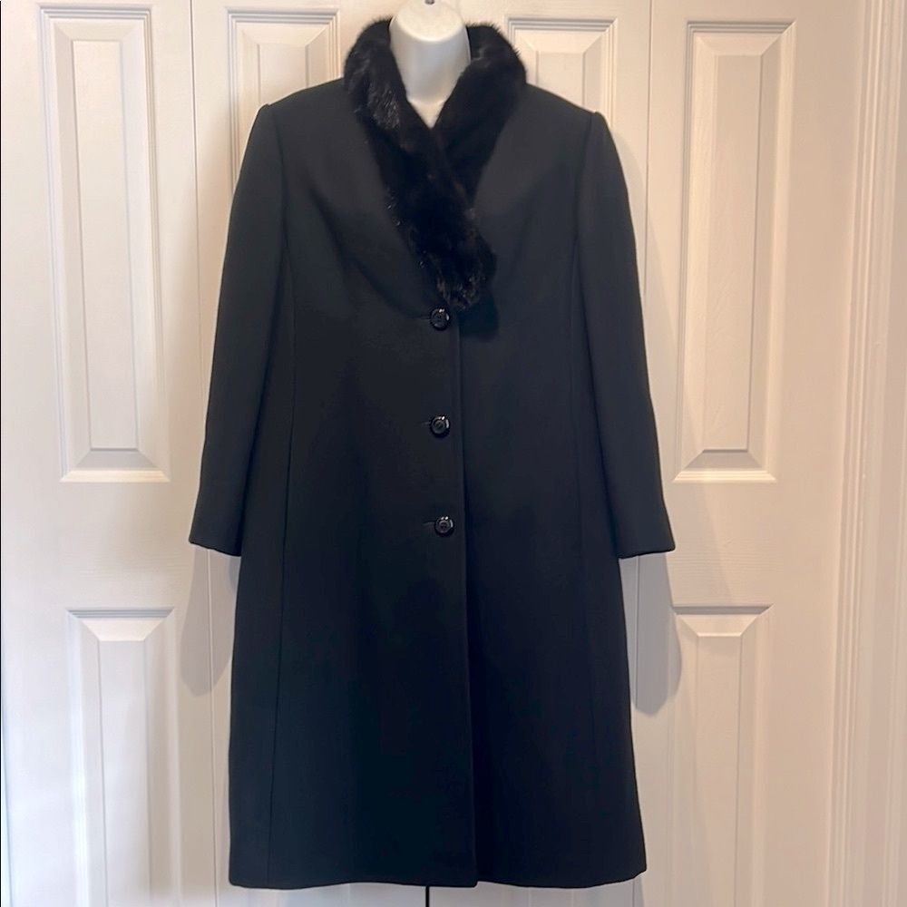 Roth Stern Ltd. Vintage Black Virgin Wool Fur Collar Double Lined Coat Size L/XL
